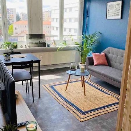 サン・テティエンヌLe 610 - Cosy - Stationnement Gratuit & Wifiアパートメント エクステリア 写真